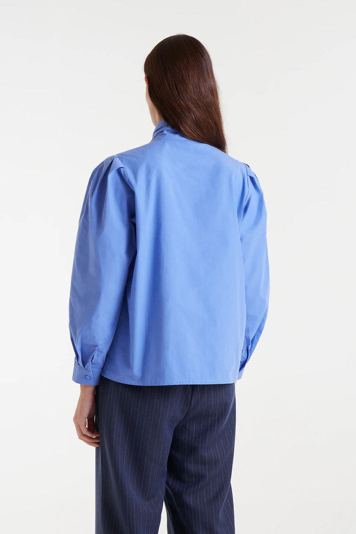 Camisa 100% algodón lazada azul - Compañía Fantástica (2) Camisa 100% algodón lazada azul - Compañía Fantástica