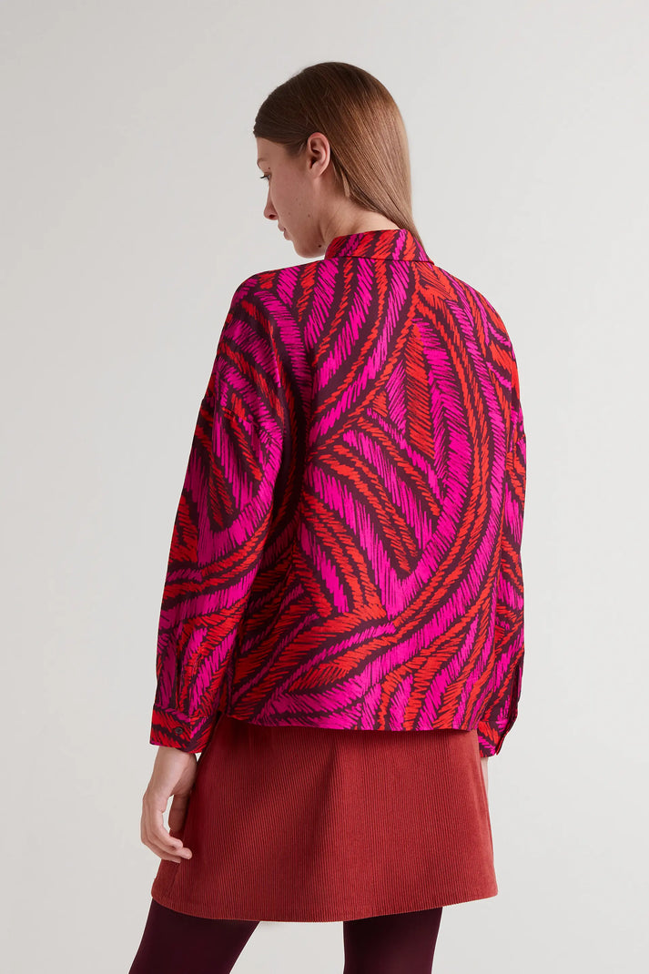 Camisa crepé ligero con estampado fedora - Compañía Fantástica (2) Camisa crepé ligero con estampado fedora - Compañía Fantástica