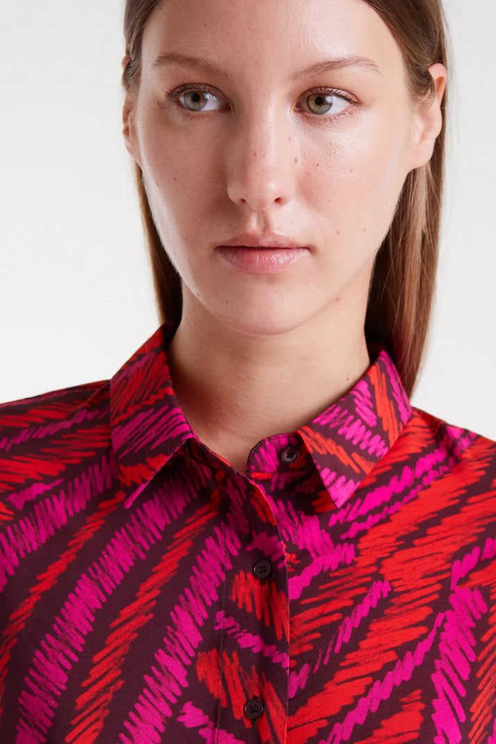 Camisa crepé ligero con estampado fedora - Compañía Fantástica (3) Camisa crepé ligero con estampado fedora - Compañía Fantástica