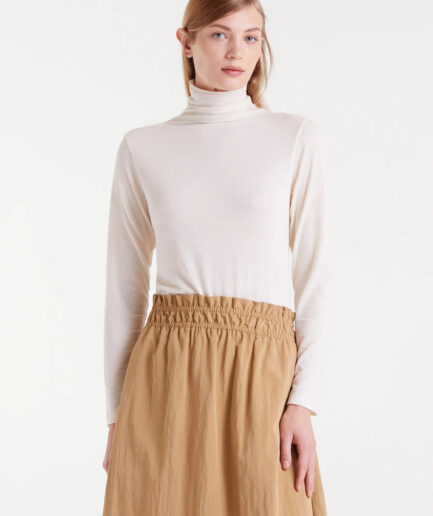 Camiseta cuello alto blanco - Compañía Fantástica