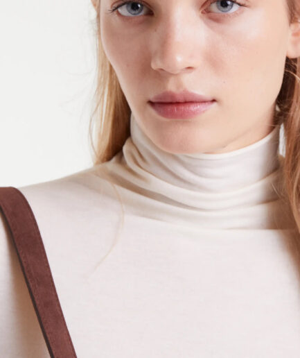 Camiseta cuello alto blanco - Compañía Fantástica