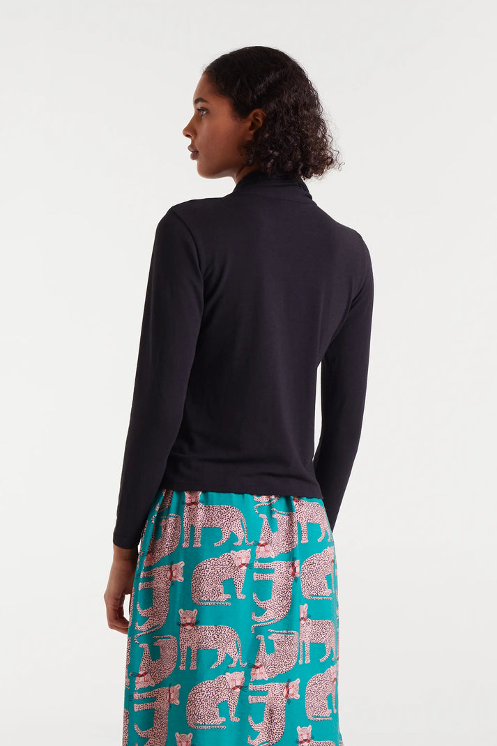 Camiseta lazada manga larga negro - Compañía Fantástica (2) Camiseta lazada manga larga negro - Compañía Fantástica