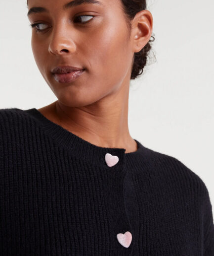 Cárdigan punto negro con detalle de corazones - Compañía Fantástica