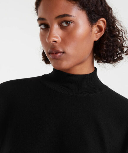 Jersey evasé cuello perkins negro - Compañía Fantástica