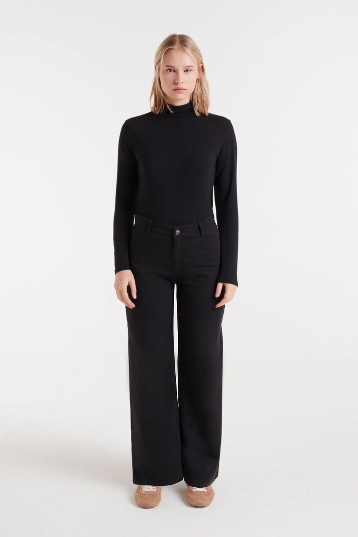 Pantalón vaquero negro - Compañía Fantástica (4) Pantalón vaquero negro - Compañía Fantástica