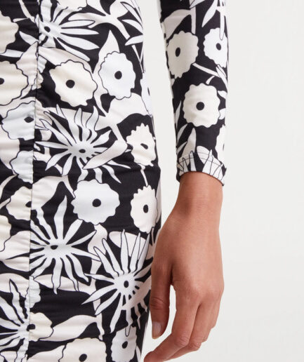 Vestido corto con estampado tofu - Compañía Fantástica