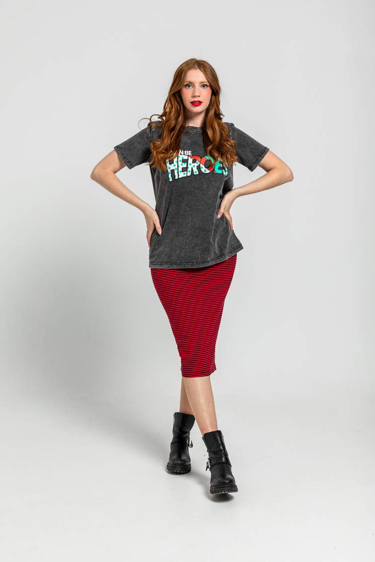 Camiseta unisex de algodón efecto desgastado ácido con estampado bowie we can be heroes - Lolina (4) Camiseta unisex de algodón efecto desgastado ácido con estampado bowie we can be heroes - Lolina