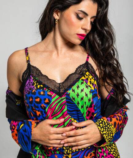 Blusa lencera de estampado variado de animal print - Lolina