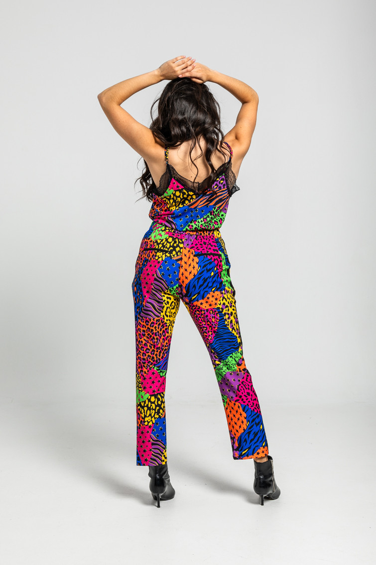 Pantalón pitillo de estampado variado de animal print - Lolina (2) Pantalón pitillo de estampado variado de animal print - Lolina