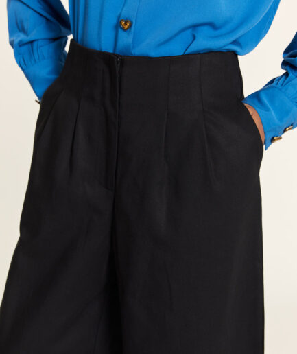 Pantalón tencel con pinzas negro - Pepaloves.