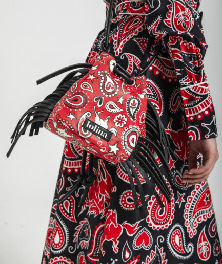 Bolso tipo saco con flecos de estampado paisley cachemir rojo - Lolina