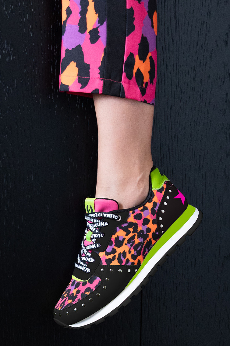 sneakers-estampadas-de-animal-print-caotica
