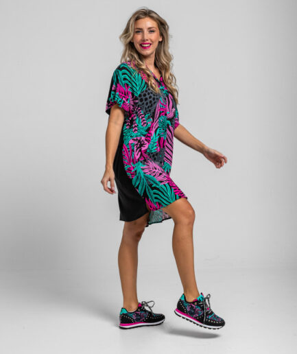 Camisero corto oversize de hojas y panteras Nocturna - Lolina