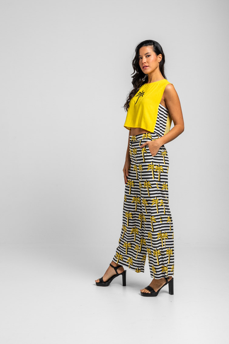 Top amarillo con palmera La Faraona - Lolina (2) Top amarillo con palmera La Faraona - Lolina