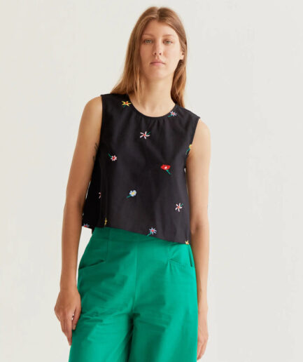 Top de tirantes con estampado Black Gardener Flowers - Compañía Fantástica