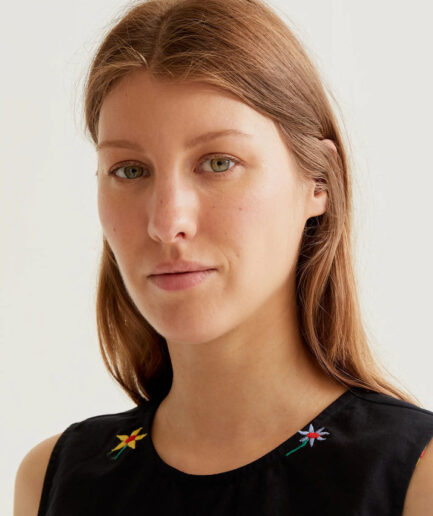 Top de tirantes con estampado Black Gardener Flowers - Compañía Fantástica