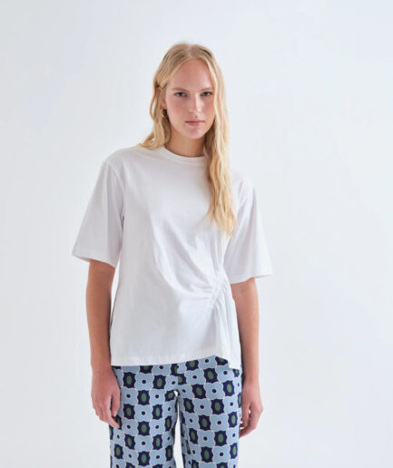 Camiseta básica 100% algodón blanco - Compañía Fantástica
