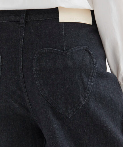 Pantalón vaquero negro con bolsillos de corazones - Compañía Fantástica