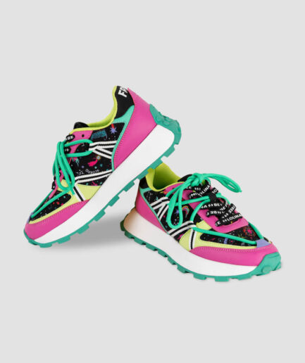 Sneakers estampadas - Lolina. Mi caos, mi universo
