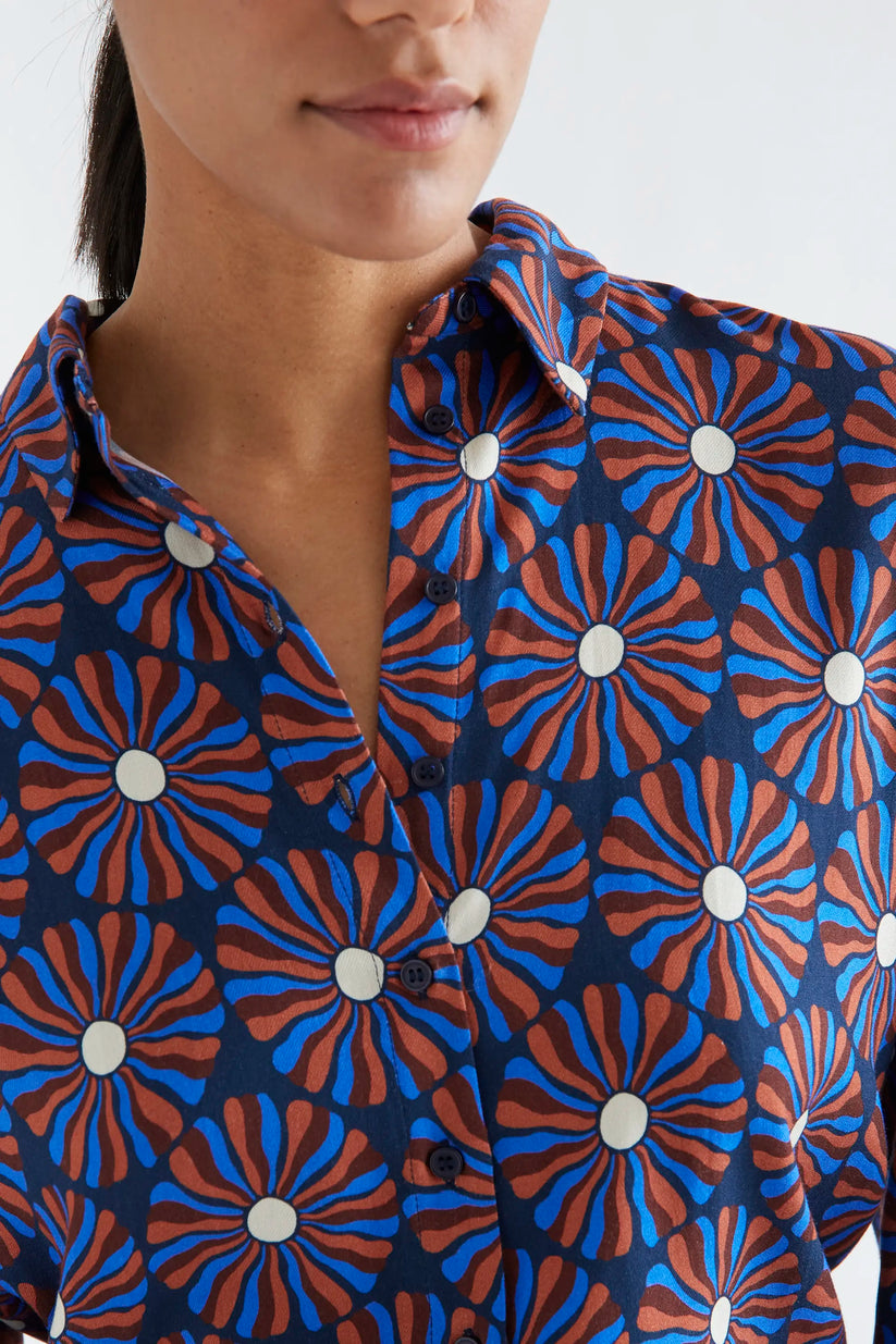 Camisa con estampado Chocolate Flower - Compañía Fantástica (3) Camisa con estampado Chocolate Flower - Compañía Fantástica
